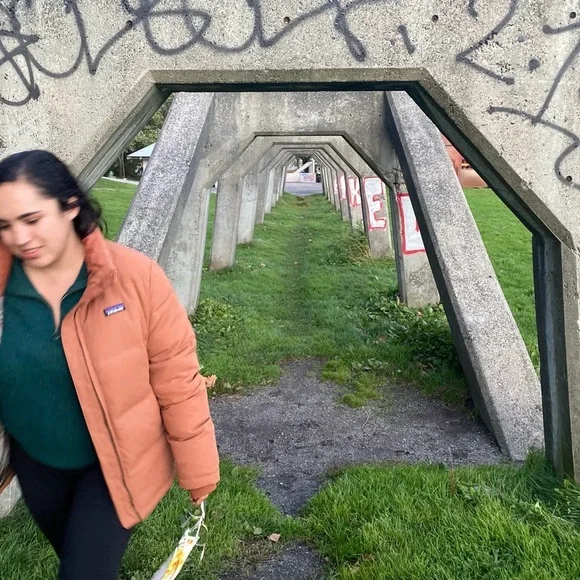 Patagonia Women's Puffer Jacket - Dusty Rose/Pale Peach - Picture 11 of 13